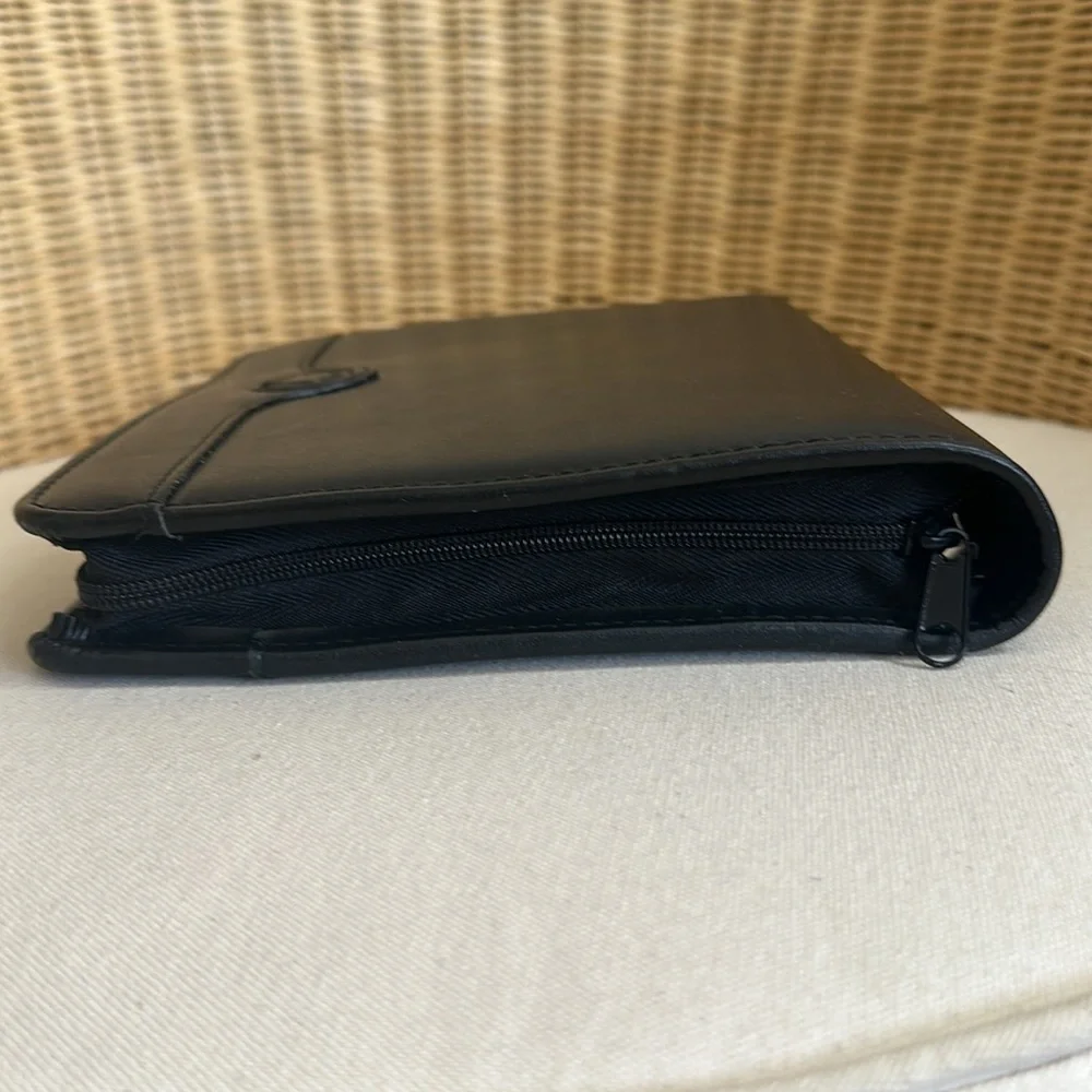 Black Vegan Leather Day Runner Zip Around Organizer